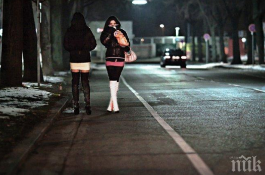 Русские проститутки на работе фото