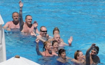 Болгария недополучит около 20 тыс. туристов из России из-за банкротства российских турфирм