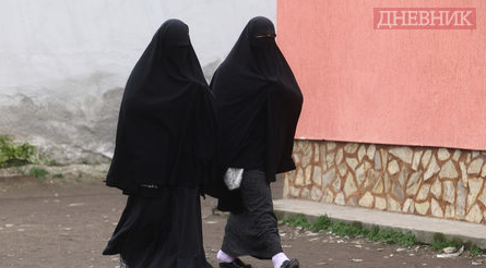 Болгария. В Пазарджике составили первый акт за ношение хиджаба - Новости Болгарии